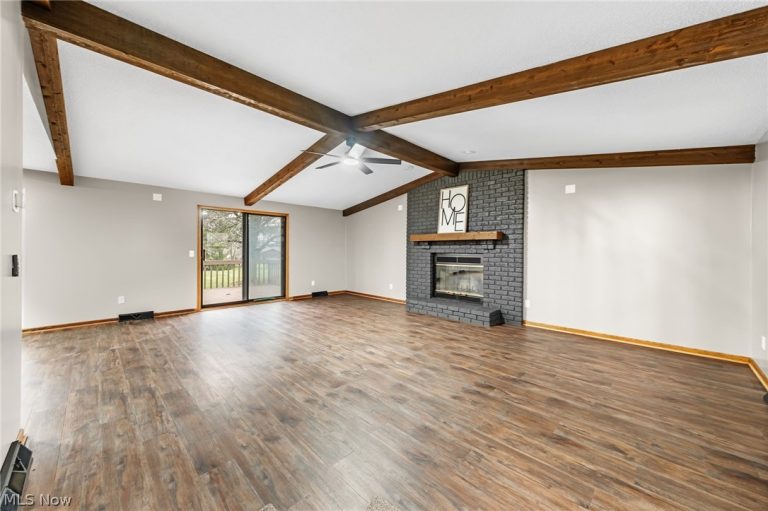 3845 Oakridge Drive, Louisville, OH - Photo 2