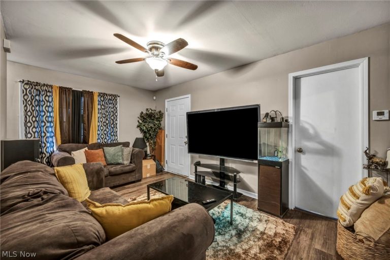 5708 Luther Avenue, Cleveland, OH - Photo 3