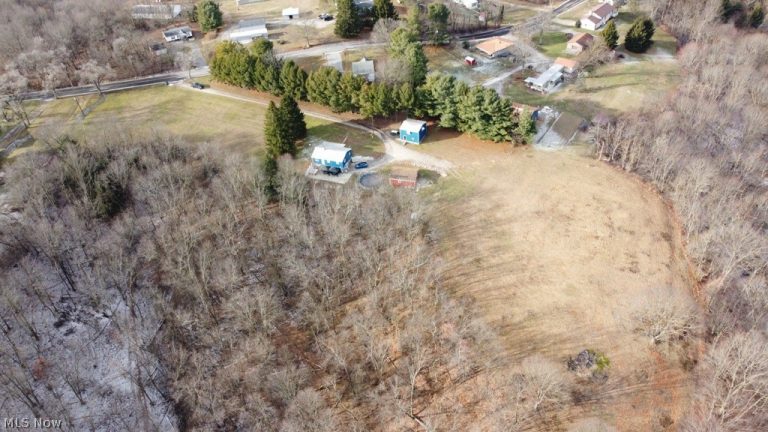 2659 Sixth Street, New Cumberland, WV - Photo 8