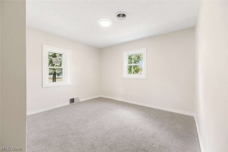 1357 Shanafelt Avenue, Akron, OH - Photo 8