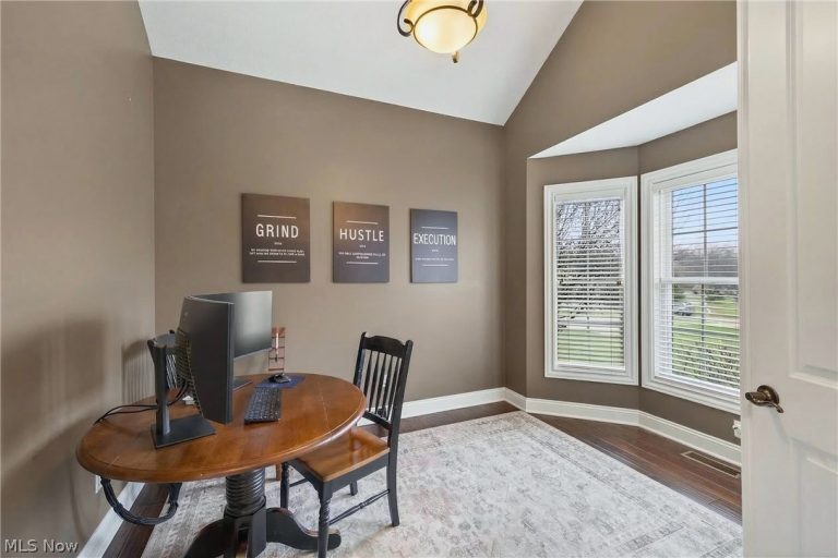 11530 Monarch Court, Concord Twp, OH - Photo 8