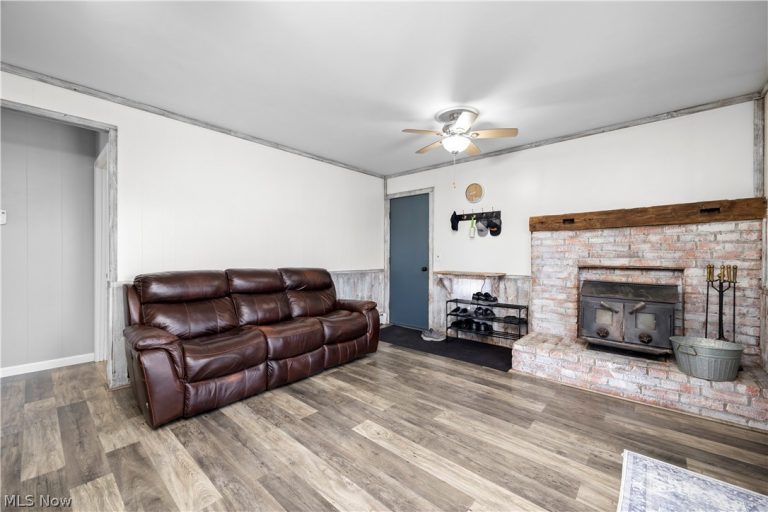 32 Elmwood Drive, Greenwich, OH - Photo 6