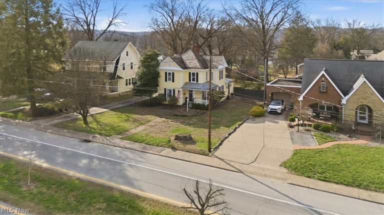 4405 Grand Central Avenue, Vienna, WV - Photo 6