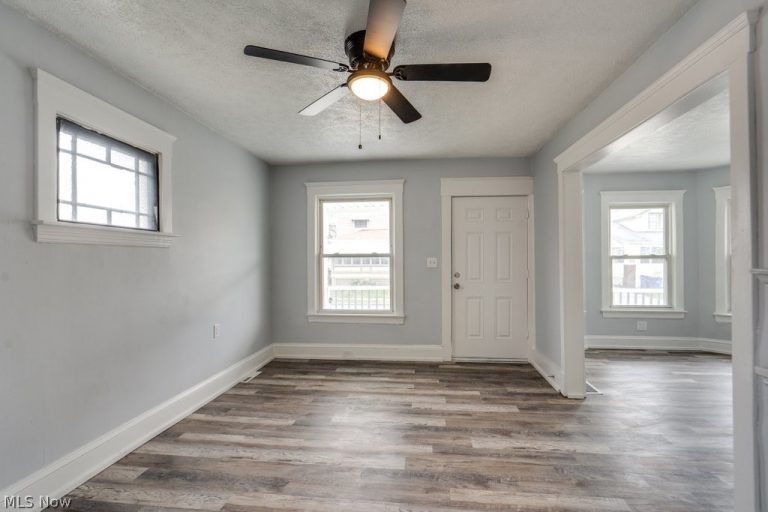 3127 90th Street, Cleveland, OH - Photo 5