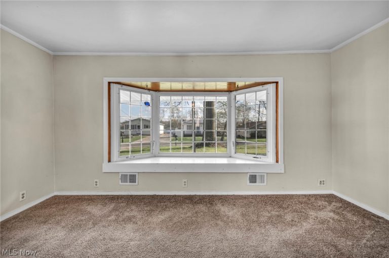 2727 Mcelwain Road, Akron, OH - Photo 5