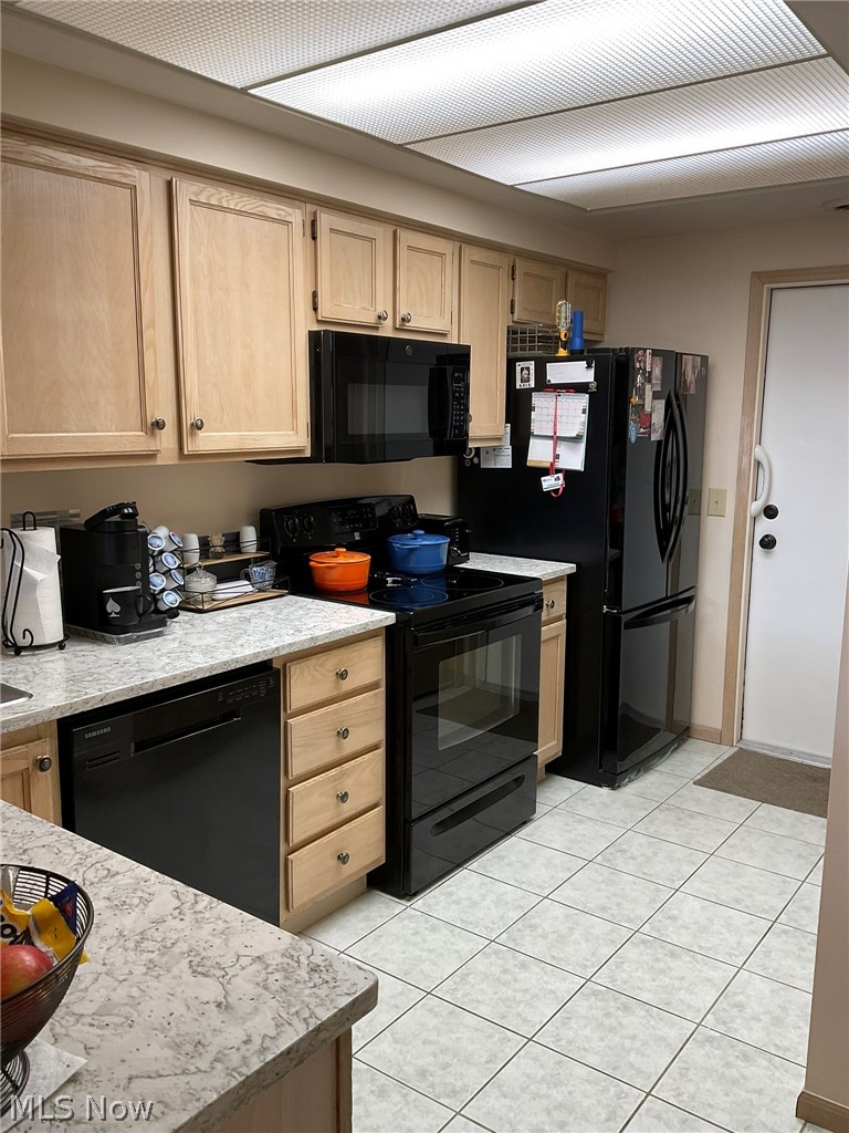 8050 Harbor Creek Drive #1802, Mentor on the Lake, OH - Photo 4