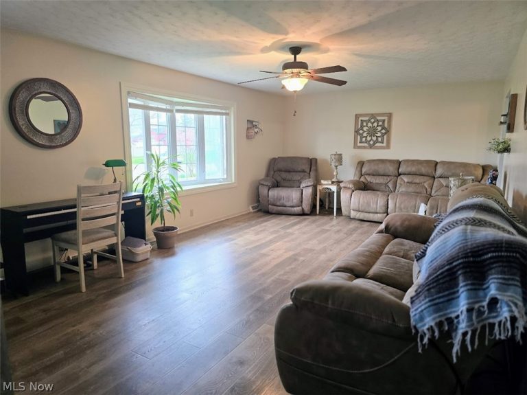 407 Elm Street, Warsaw, OH - Photo 3