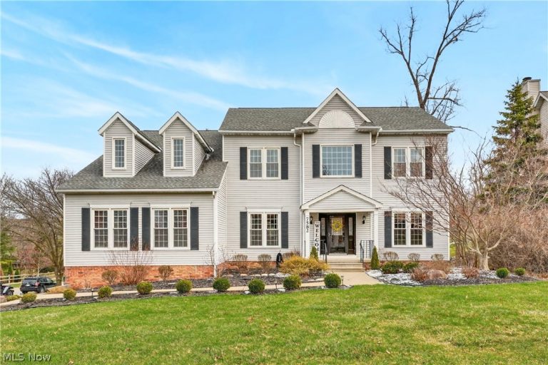 7582 Wilton Lane, North Royalton, OH, 44133