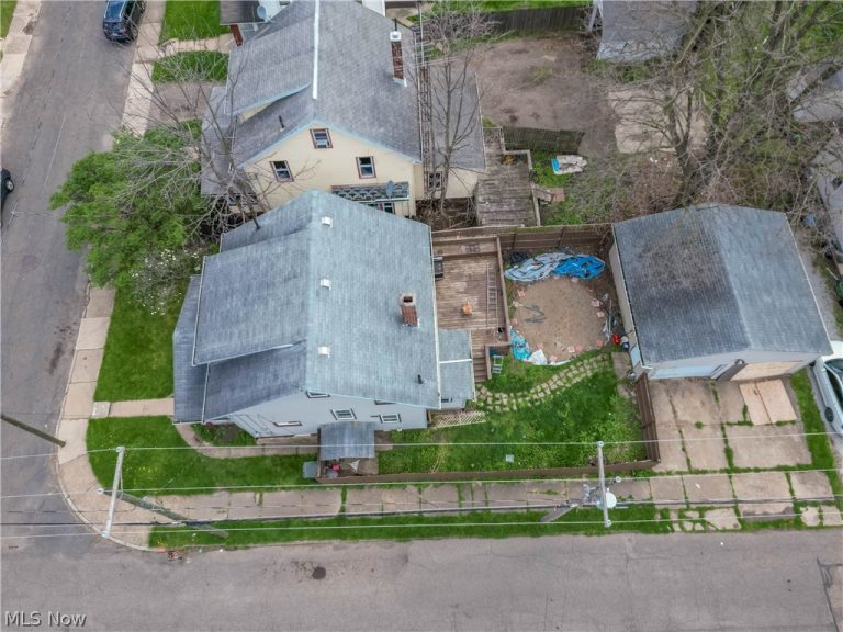 2322 9th Street, Canton, OH - Photo 3