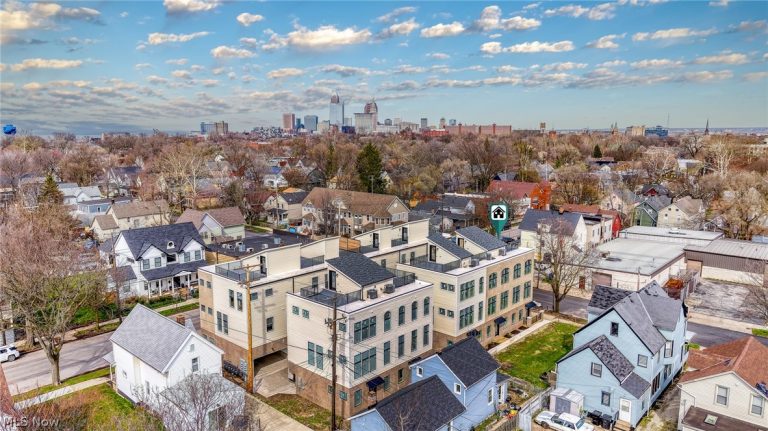 1920 47th Street, Cleveland, OH - Photo 3