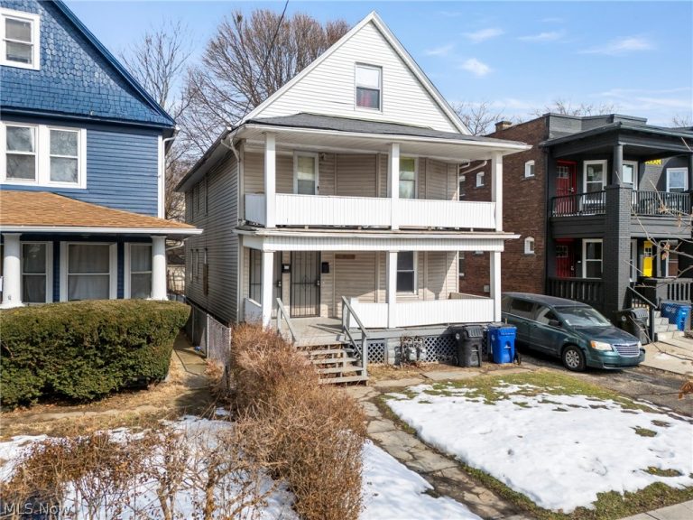 10301 Kempton, Cleveland, OH, 44108