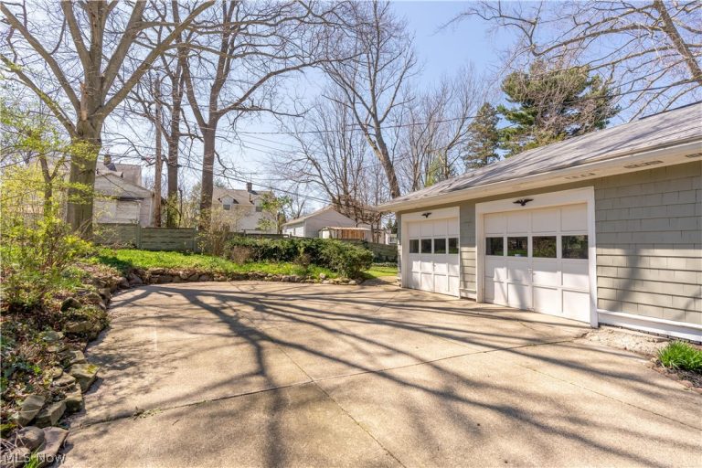 1480 Thornapple Avenue, Akron, OH - Photo 6