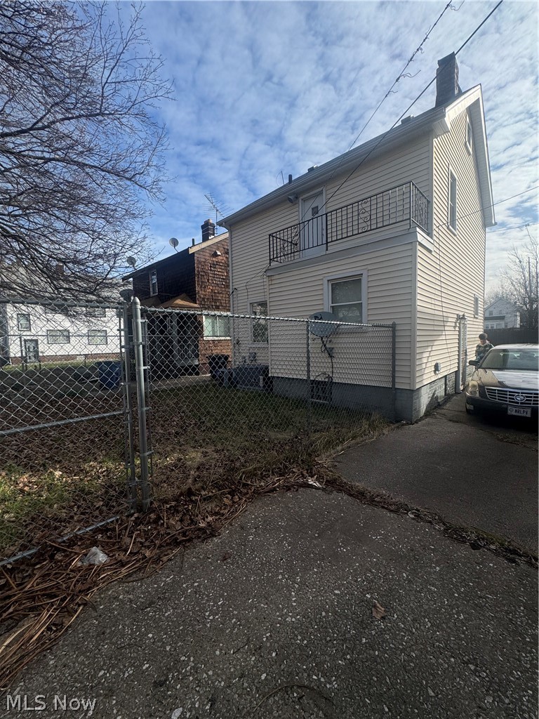 942 130th Street, Cleveland, OH - Photo 2