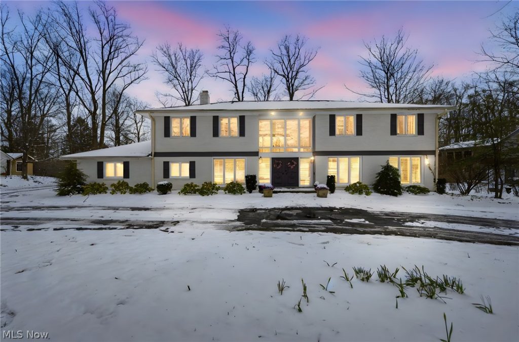 28900 Gates Mills Boulevard, Pepper Pike, OH