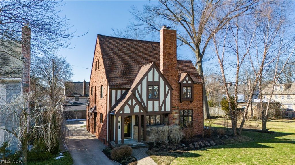 3616 Sutherland Road, Shaker Heights, OH