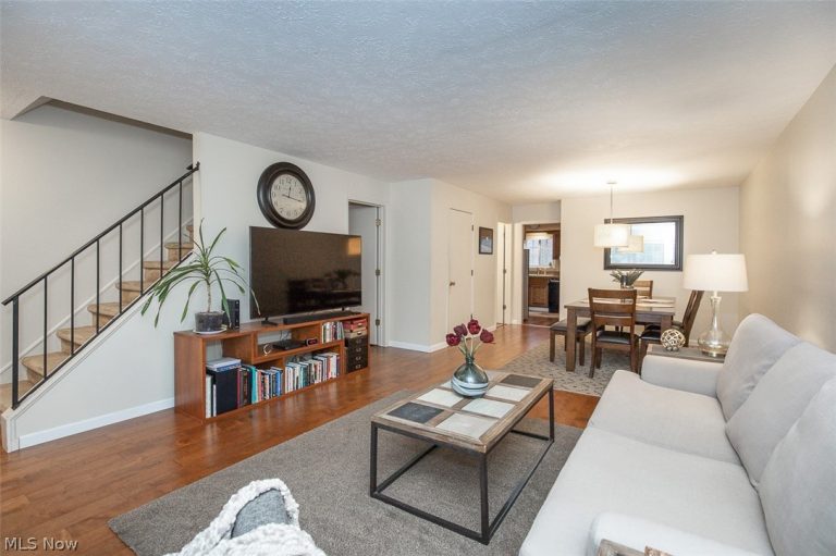 4322 196th Street, Fairview Park, OH - Photo 4