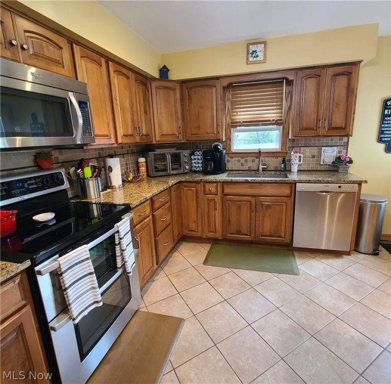 58563 Joseph Street, Rayland, OH - Photo 5