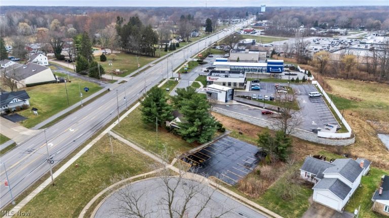 34500 Center Ridge Rd, North Ridgeville, OH - Photo 4