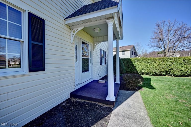 1712 Rolland Avenue, New Philadelphia, OH - Photo 3