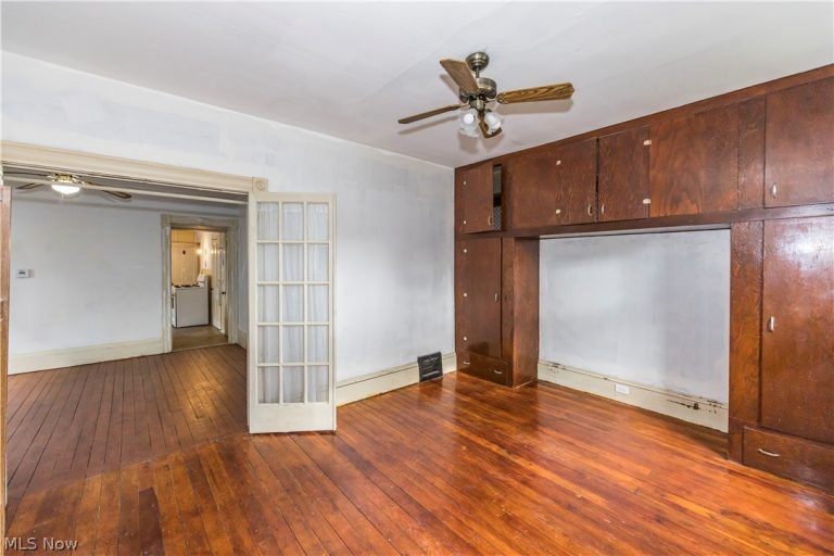 3358 30th Street, Cleveland, OH - Photo 4