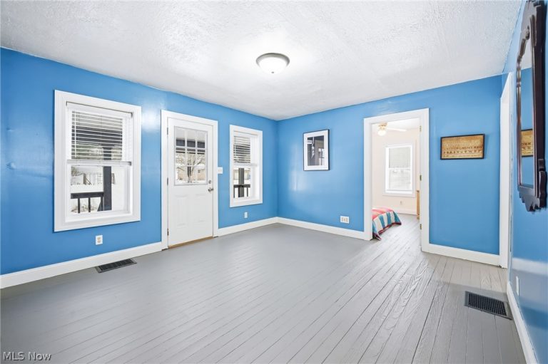 1032 Hartwood Road, Magnolia, OH - Photo 8