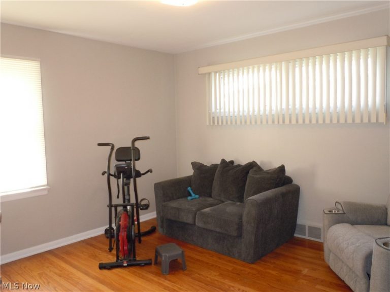 23896 Devoe Avenue, Euclid, OH - Photo 5