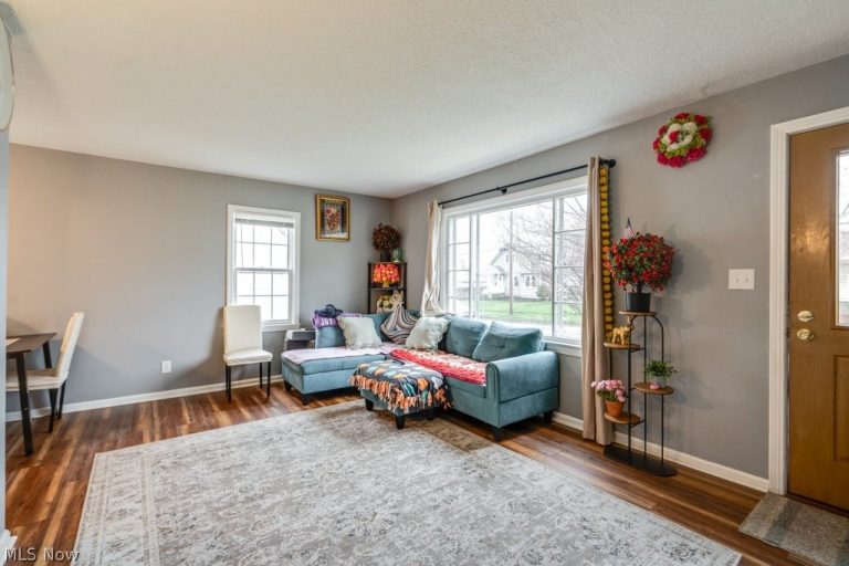 2666 10th Street, Cuyahoga Falls, OH - Photo 3