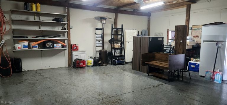 2416 Bakerwood Drive, Massillon, OH - Photo 8