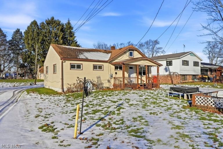 448 Fritsch Avenue, Akron, OH - Photo 3