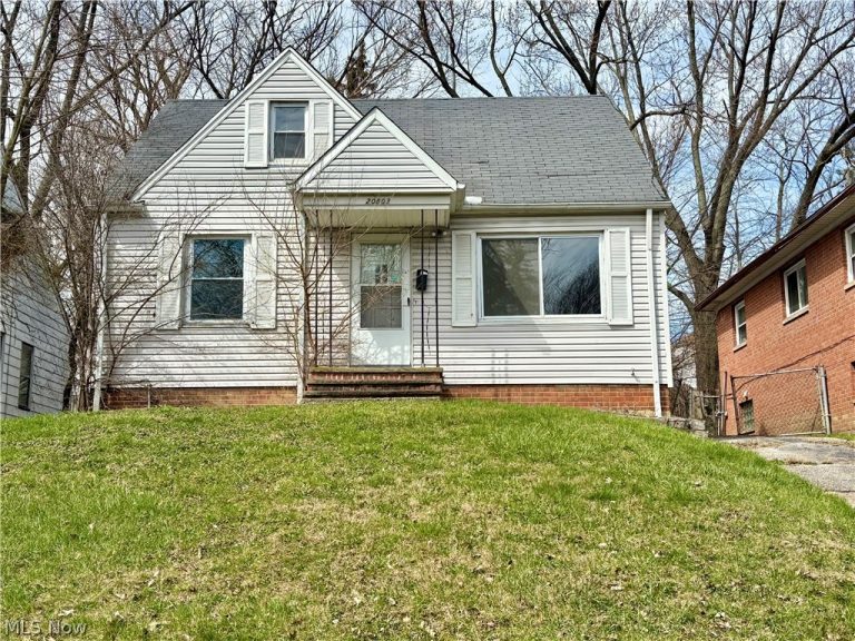 20803 Kenyon, Maple Heights, OH, 44137