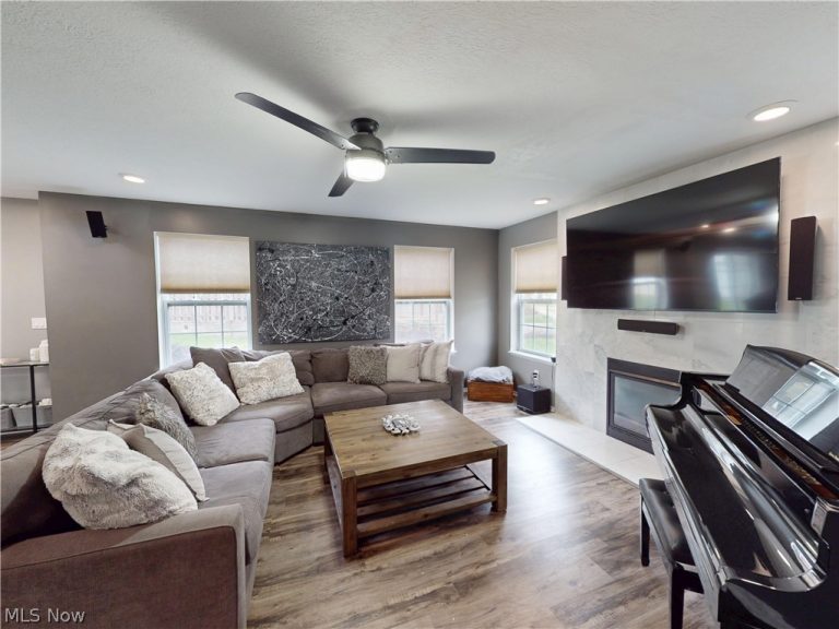 361 Firestone Boulevard, Akron, OH - Photo 8