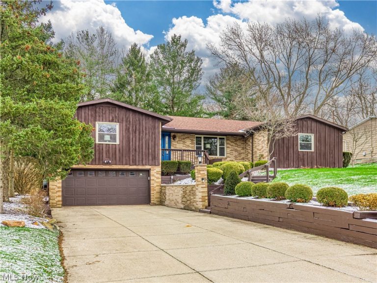 3685 Baumberger Road, Stow, OH - Photo 2