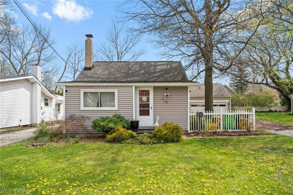 151 Fay Avenue, Avon Lake, OH