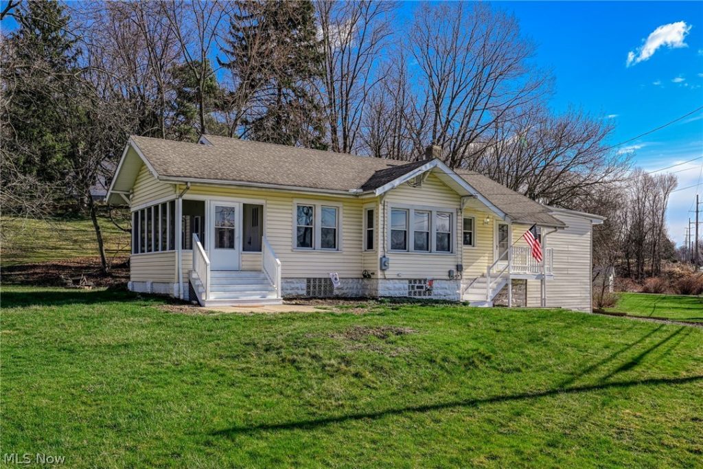 925 Springdale Road, Stow, OH
