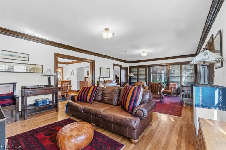 3030 Huntington Road, Shaker Heights, OH - Photo 5