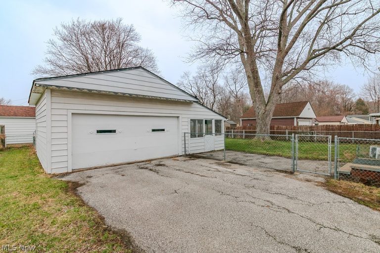 7165 Anthony Court, Madison, OH - Photo 4