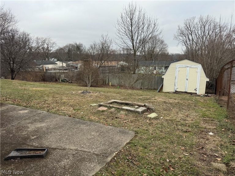 3153 Polly Road, Ravenna, OH - Photo 8