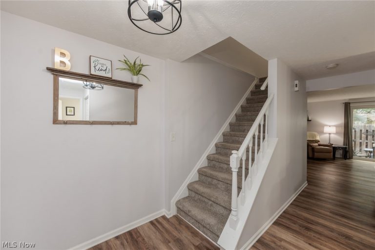 4757 Ledgewood Drive #9-D, Medina, OH - Photo 3