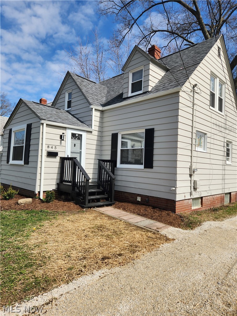 845 Willard Avenue, Warren, OH - Photo 2