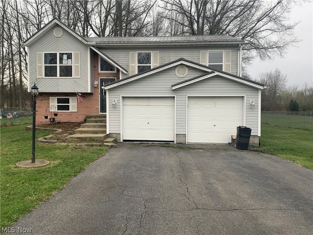 238 Raymond Avenue, Warren, OH