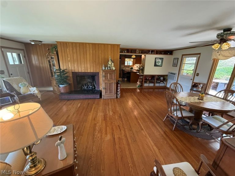 6145 Wolf Run Road, Dennison, OH - Photo 8