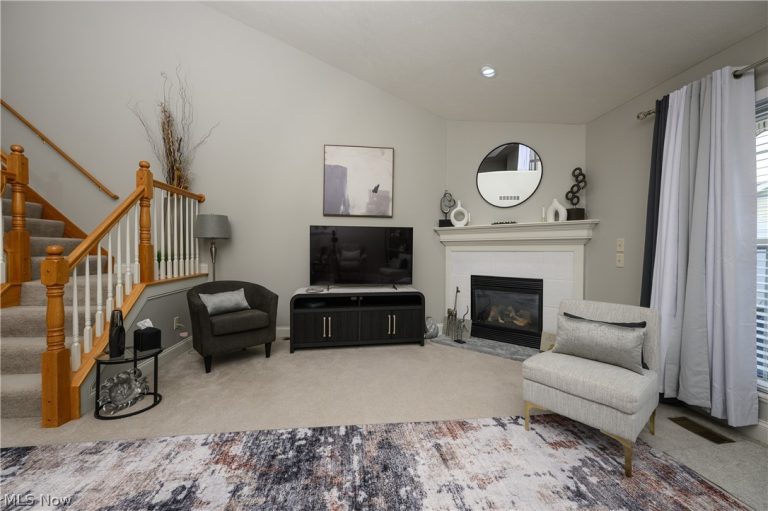 1412 Camden Ridge Boulevard, Akron, OH - Photo 5