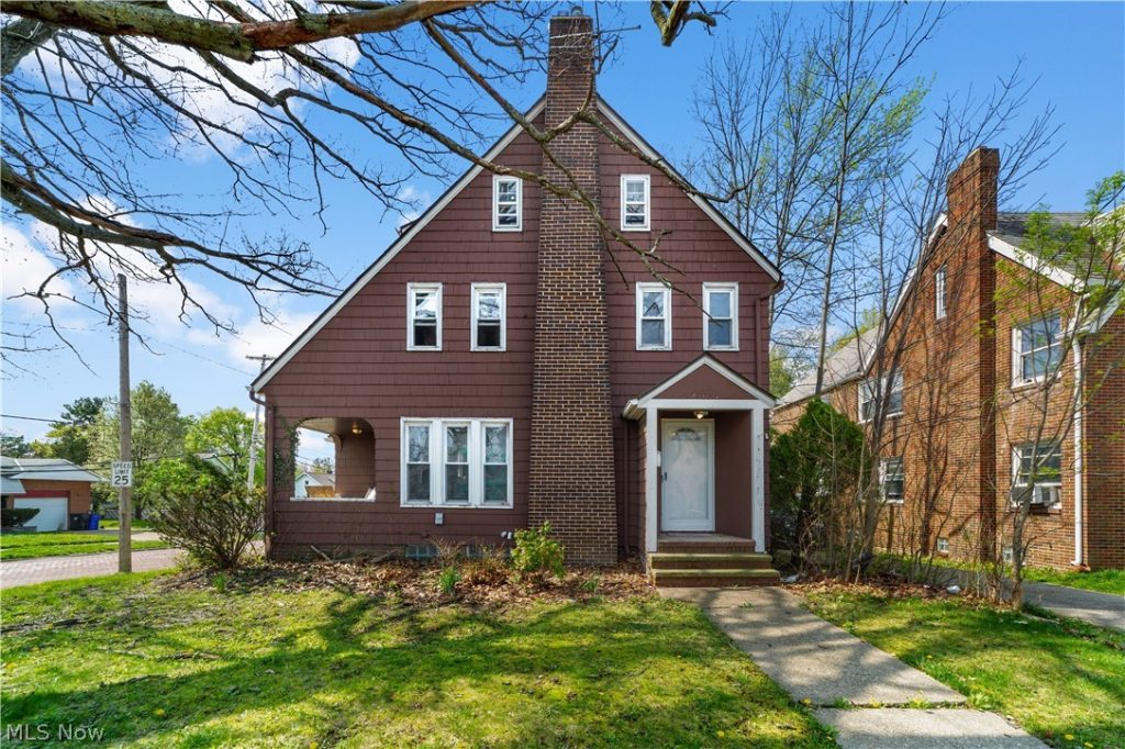 17904 Neff Road, Cleveland, OH