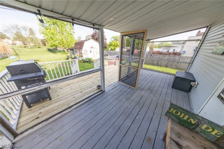 228 Liberty Street, Spencer, OH - Photo 4