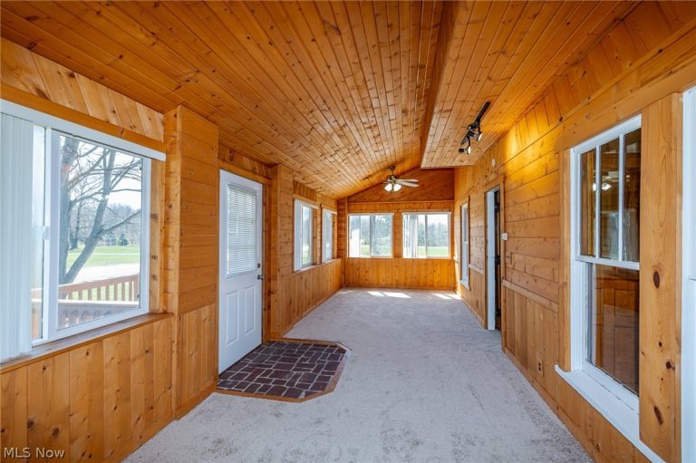 16118 Cowley Road, Grafton, OH - Photo 6