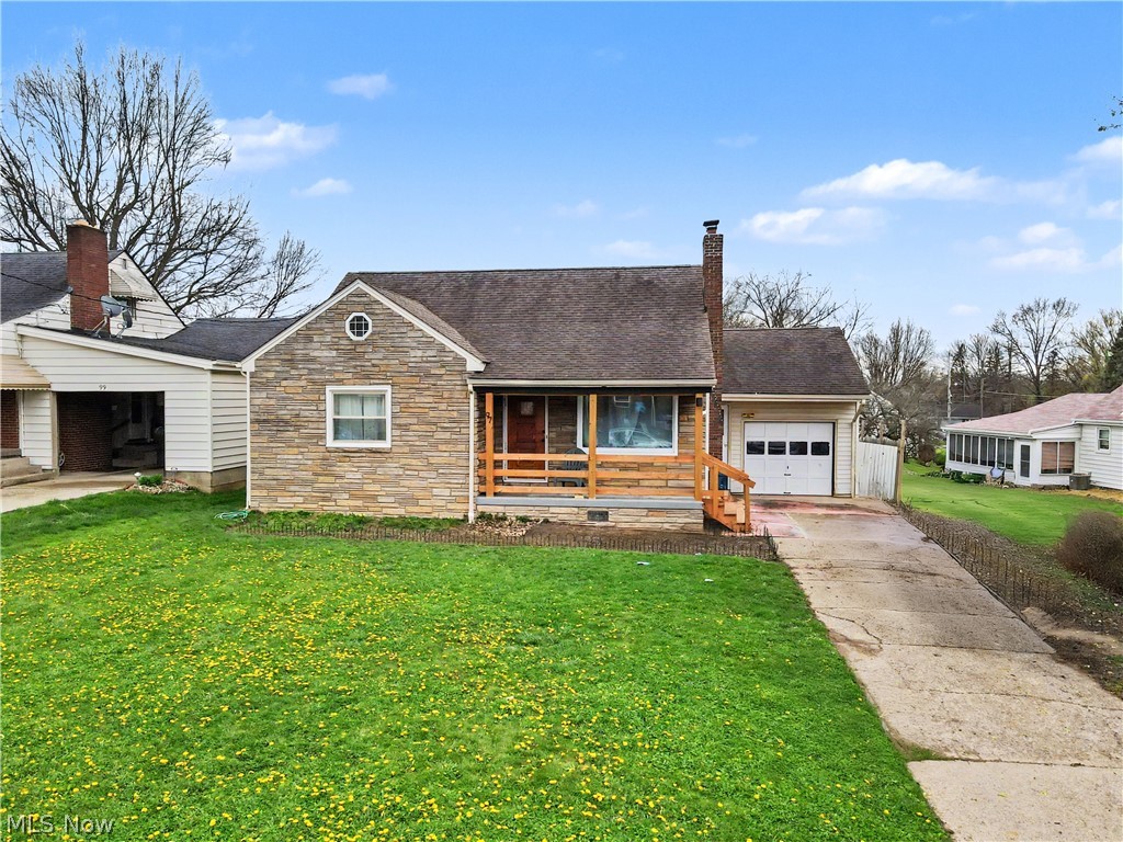 97 Rosary Drive, Campbell, OH