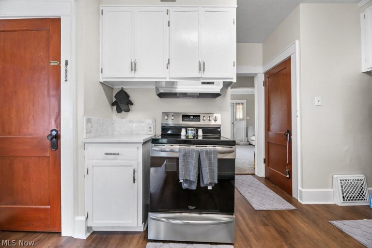 2144 Ridgewood Avenue, Alliance, OH - Photo 5