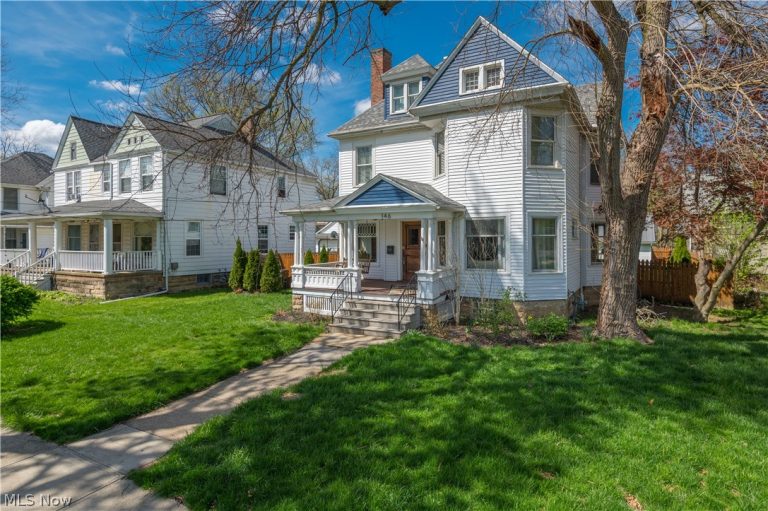 146 Harrison Street, Elyria, OH - Photo 2