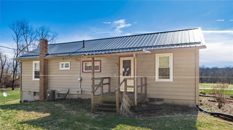 7965 Shannon Valley Road, Frazeysburg, OH - Photo 8