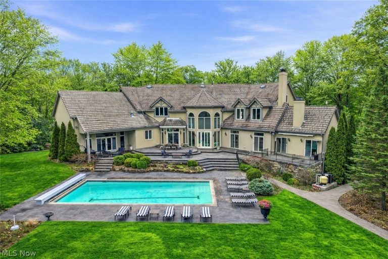 60 South Lane, Moreland Hills, OH - Photo 3